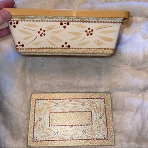 Vintage rare cute baking dish storage and small glass cutting board 1.5 quart